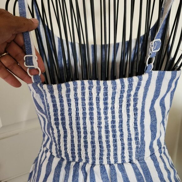 Old Navy women's summer vertical dress size small - Picture 3 of 7